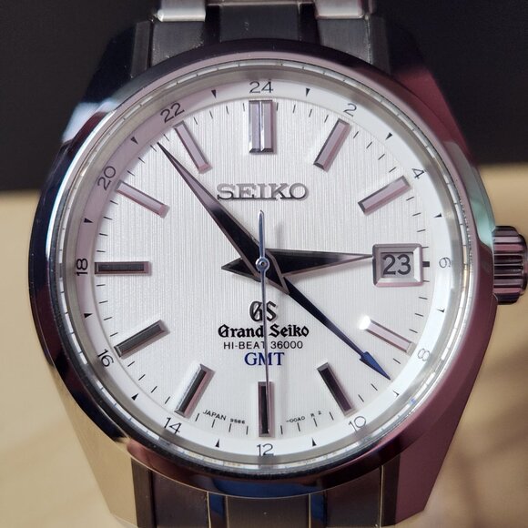 Grand Seiko Hi Beat 36000 Titanium GMT Teak Dial Box & Papers - Picture 4 of 17